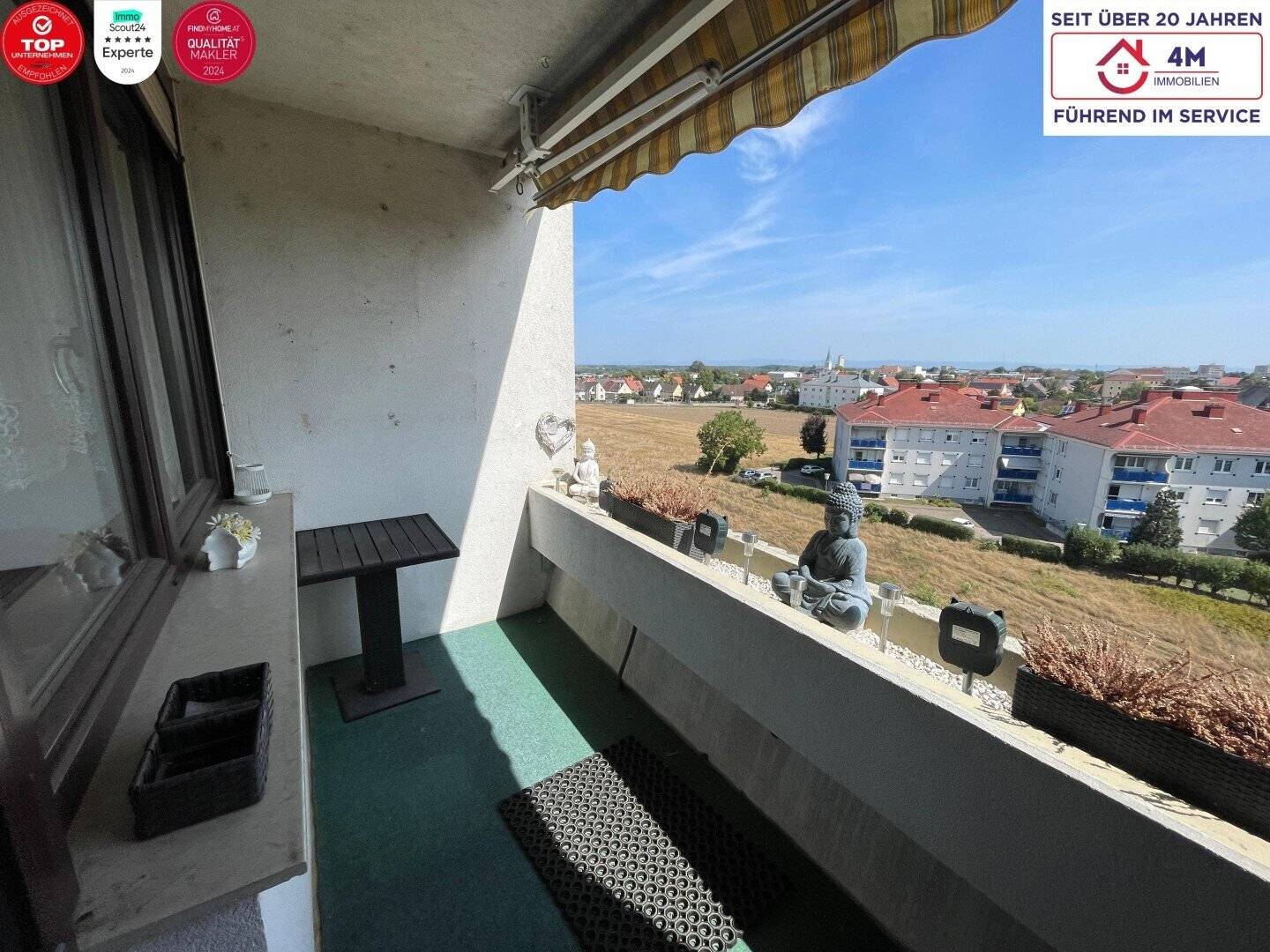 Helle Wohnung mit Loggia und Klimaanlage