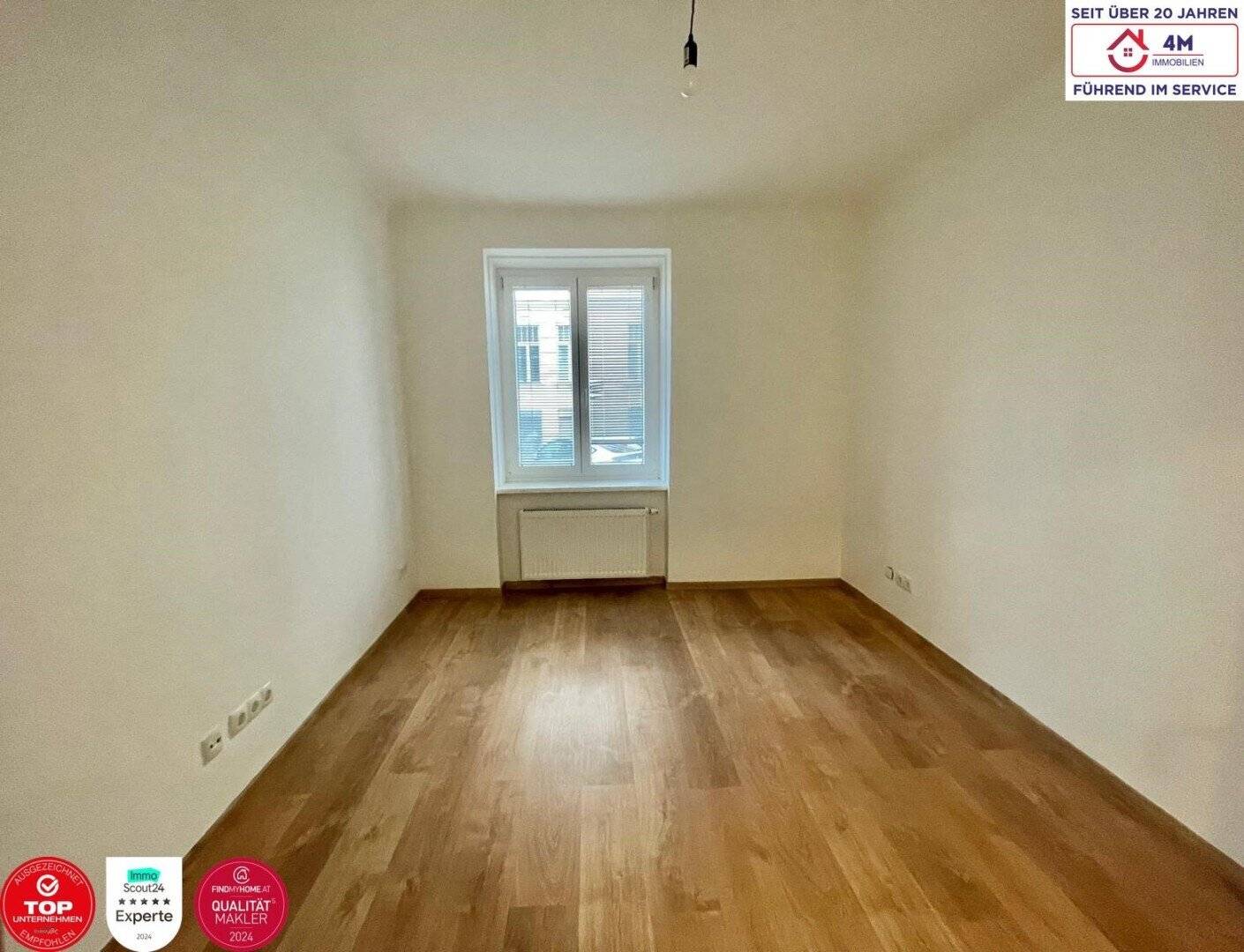 Sanierte Wohnung mit Gartenblick und Einbauküche