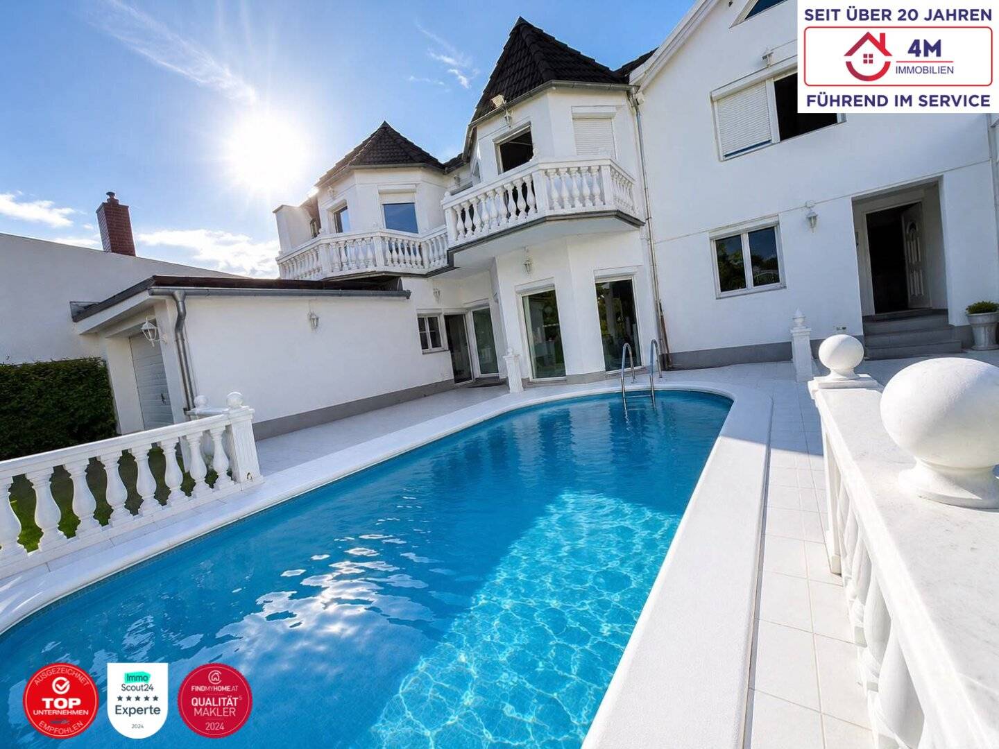 Villa mit Pool Garten und Terrasse in Strasshof