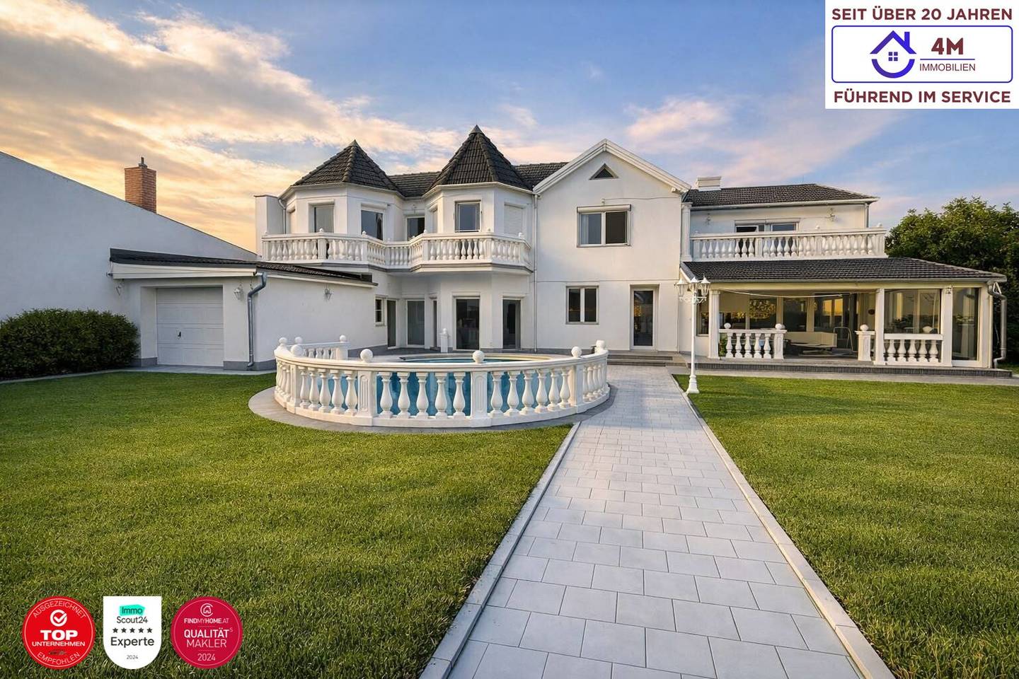 Villa mit Pool Garten und Terrasse in Strasshof