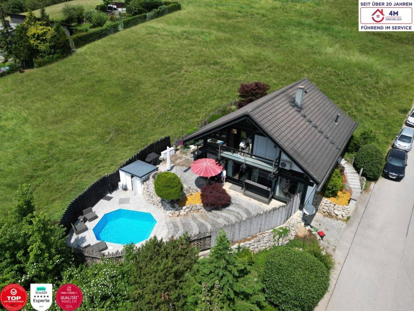 HUF architect house with garden pool and garage in Maria Gugging