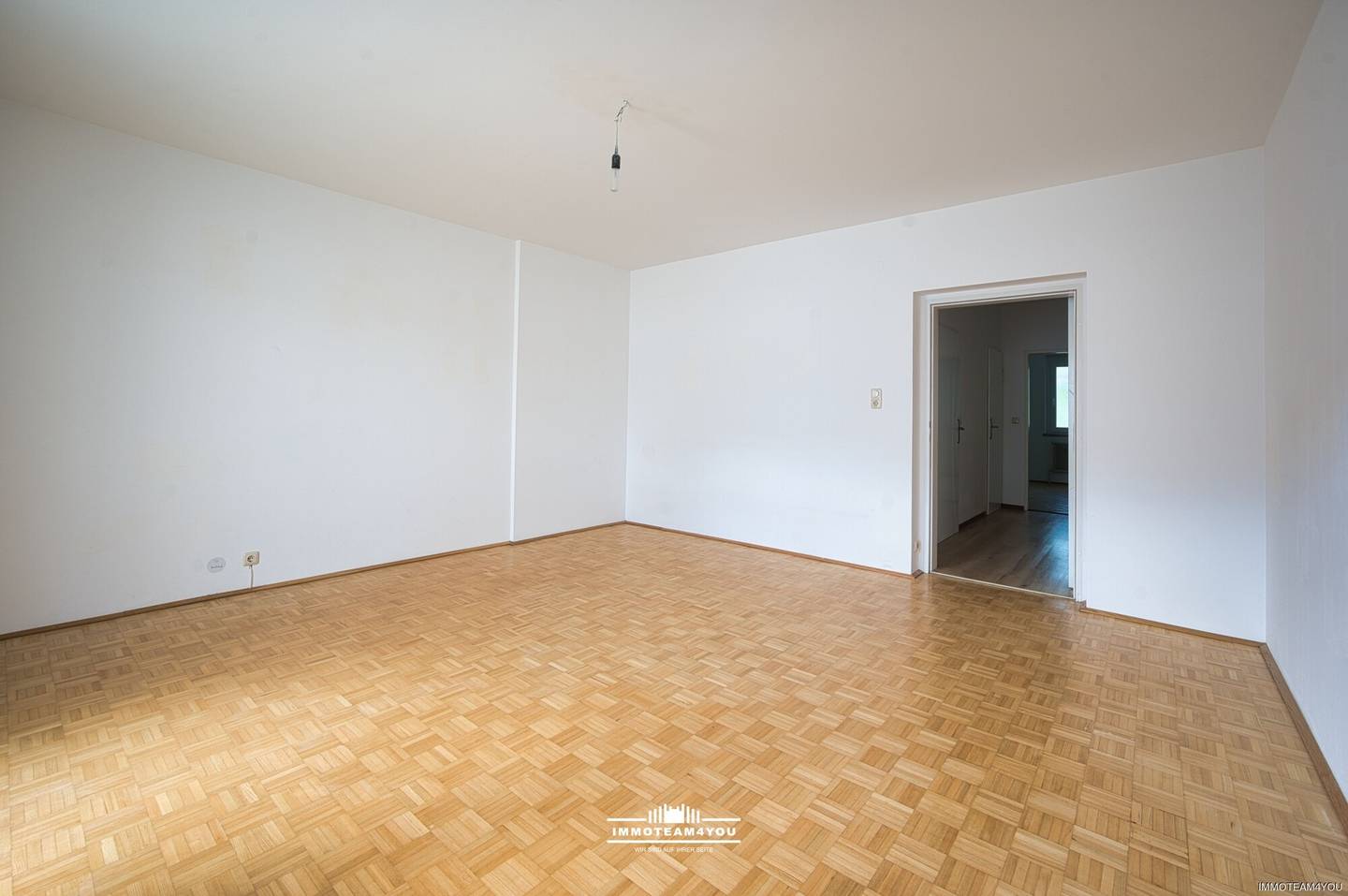 Saniertes Penthouse mit Südloggia im Europahof