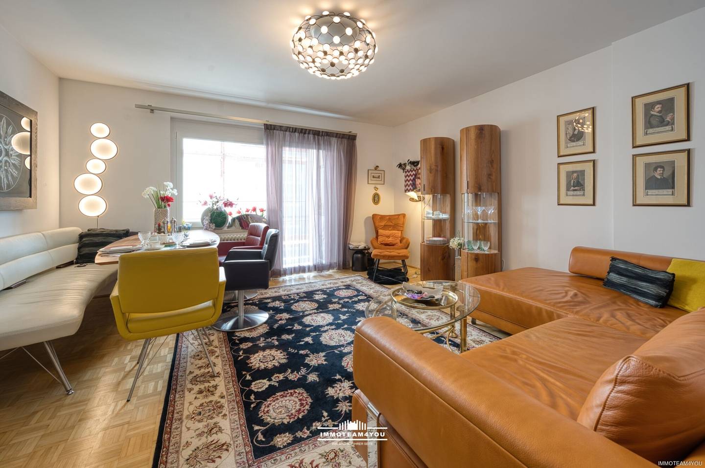 Renovated Penthouse with South Facing Loggia in Europahof
