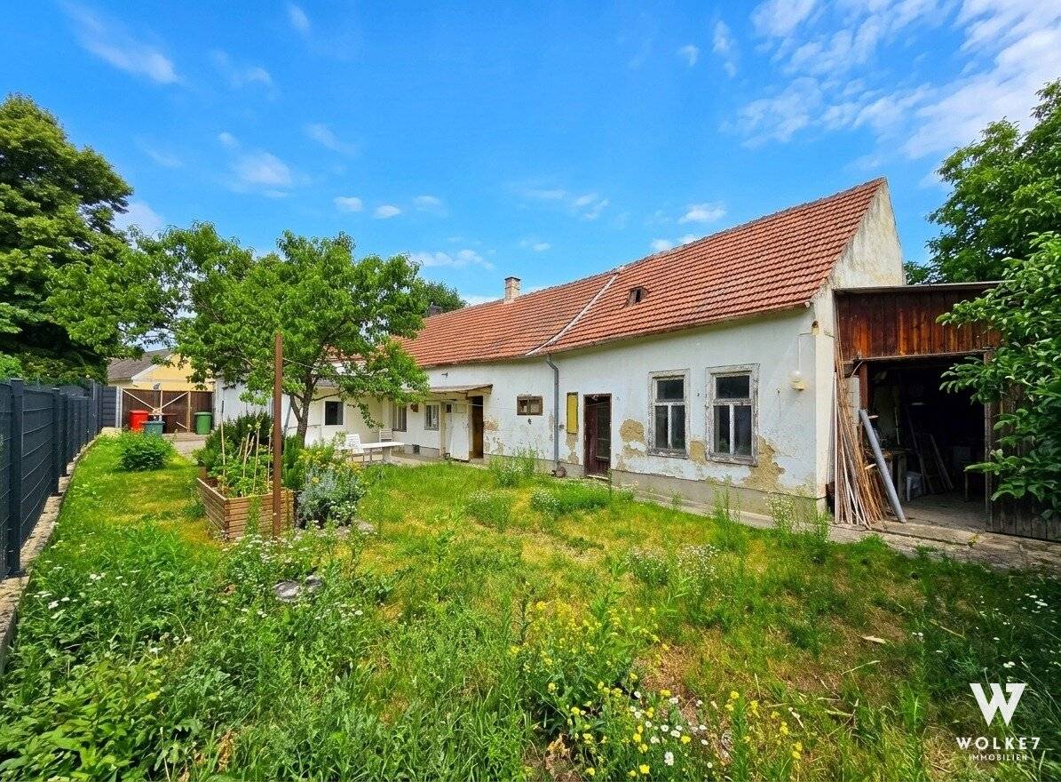 Baugrundstück mit Entwicklungspotenzial in ruhiger Lage