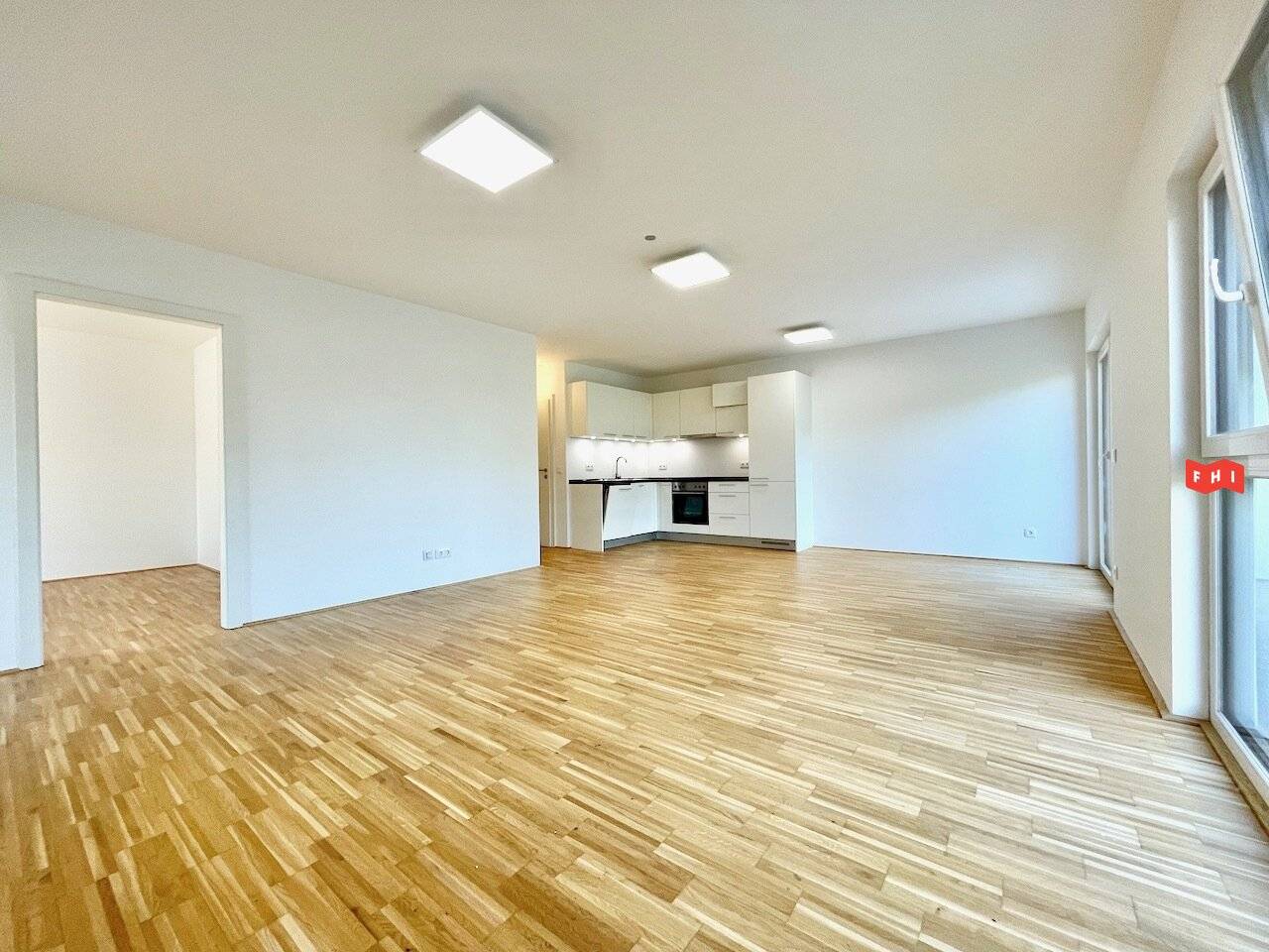 Neubauwohnung mit Terrasse und Balkon