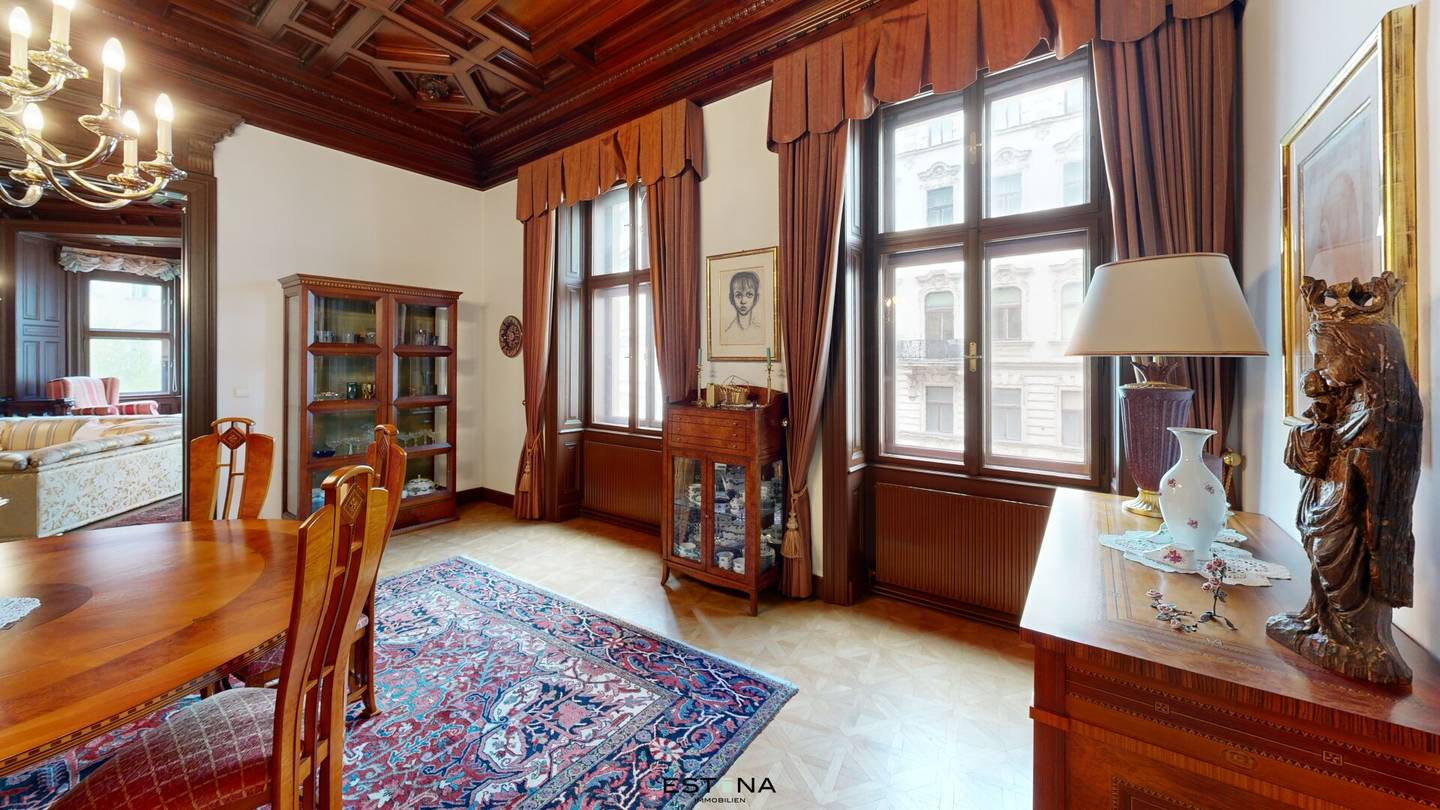Elegant Altbau Apartment with Stucco and Parquet near Gumpendorfer Strasse