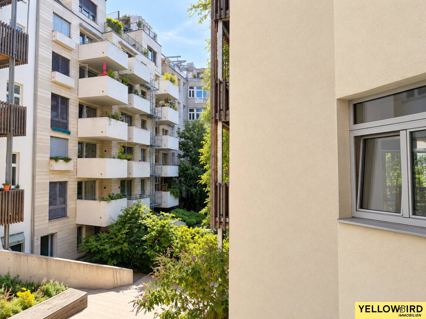 Bright new-build apartment with two balconies in the 5th district