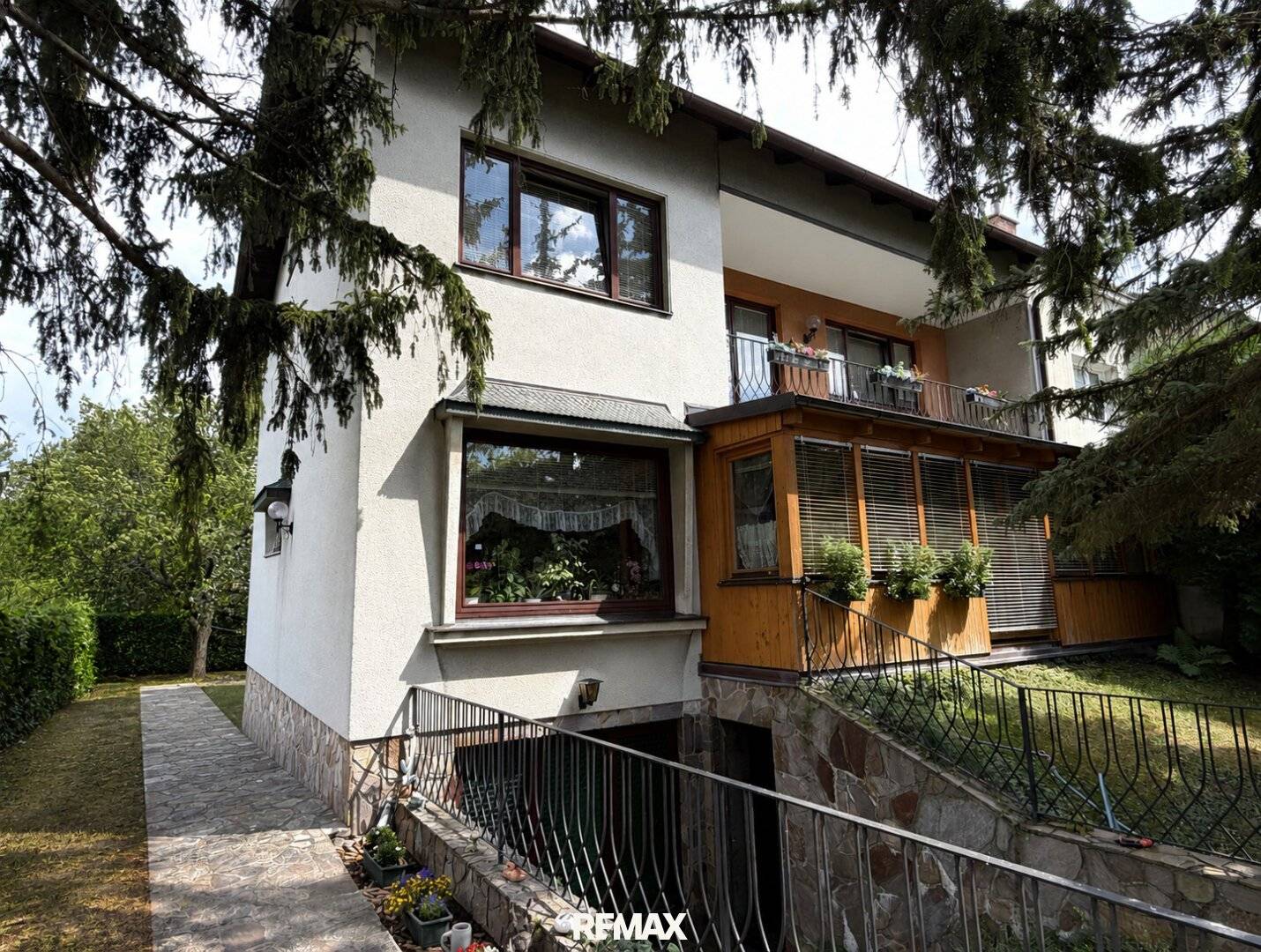 Development Potential in Central Baden Location