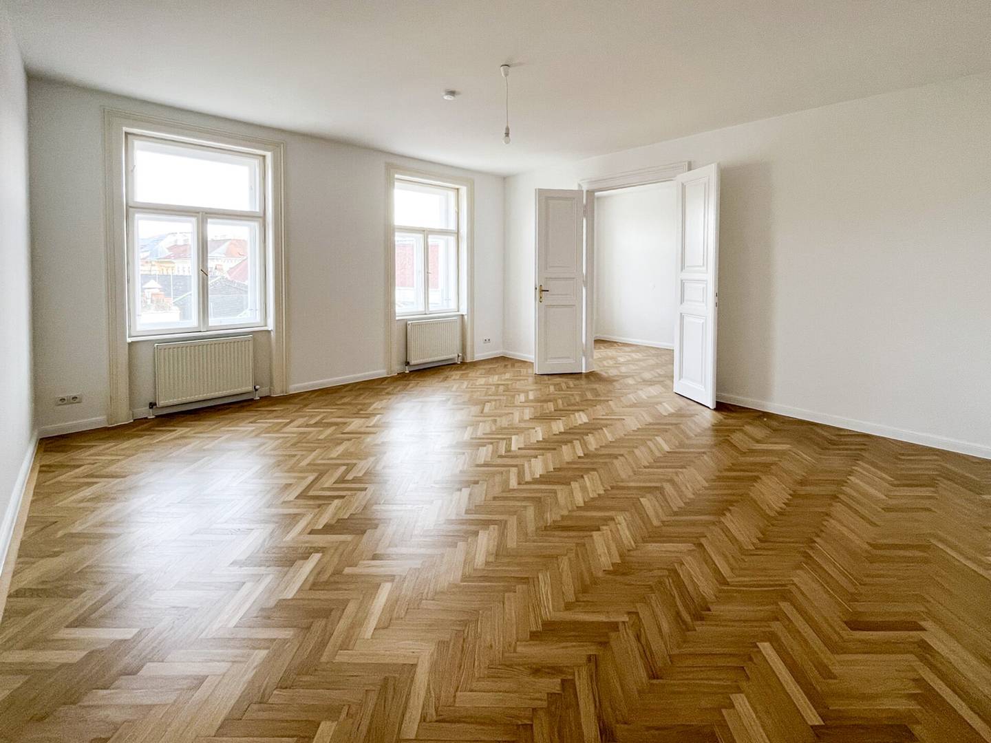 Generalsanierte Altbauwohnung mit Aufzug und Blick auf Stephansdom