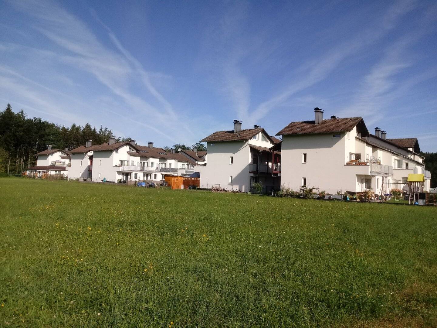 Bright Maisonette with Sunny Terrace and Distant View