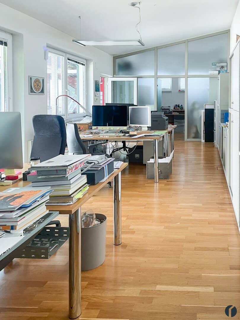 Bright office space with parquet and air conditioning in courtyard