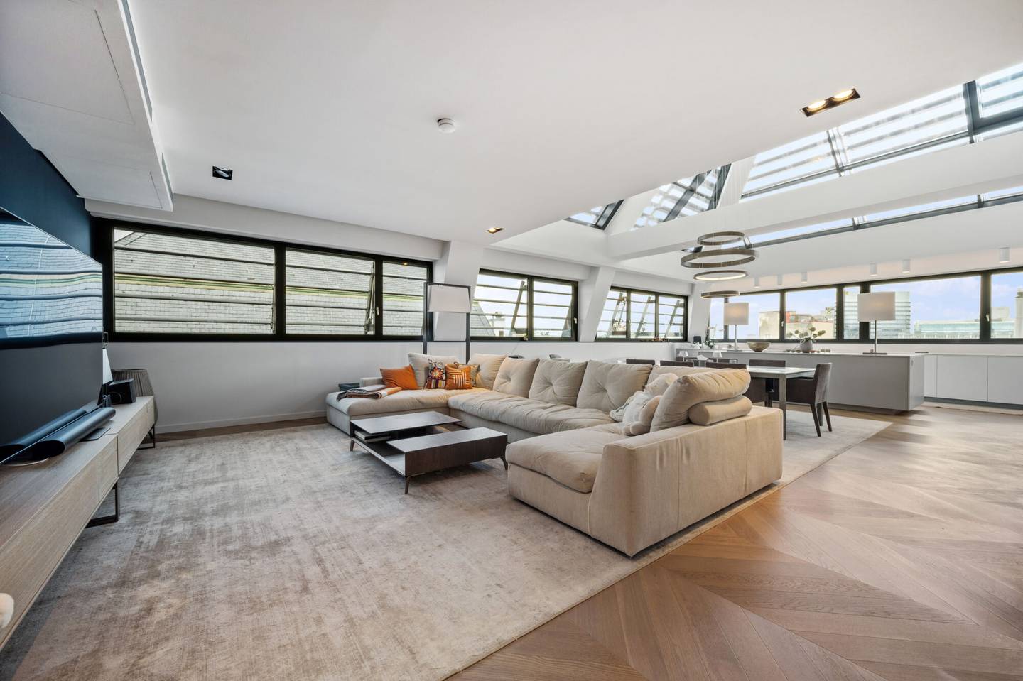 Penthouse with rooftop terrace and view of St. Stephen's Cathedral