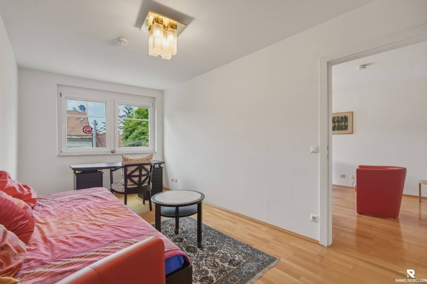 Apartment with balcony and garage near Wilhelminenberg