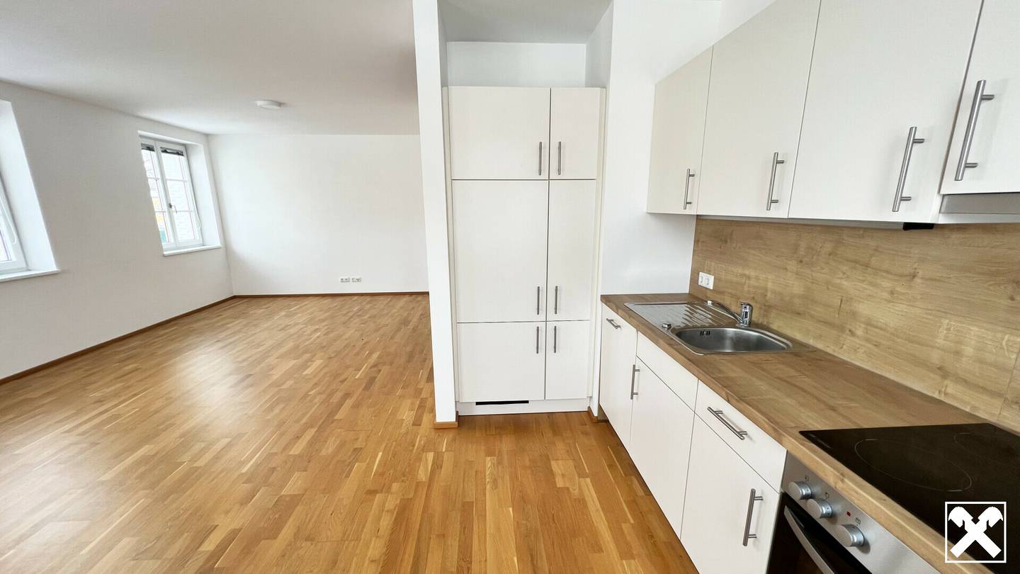 Bright apartment with parking in Wallsee