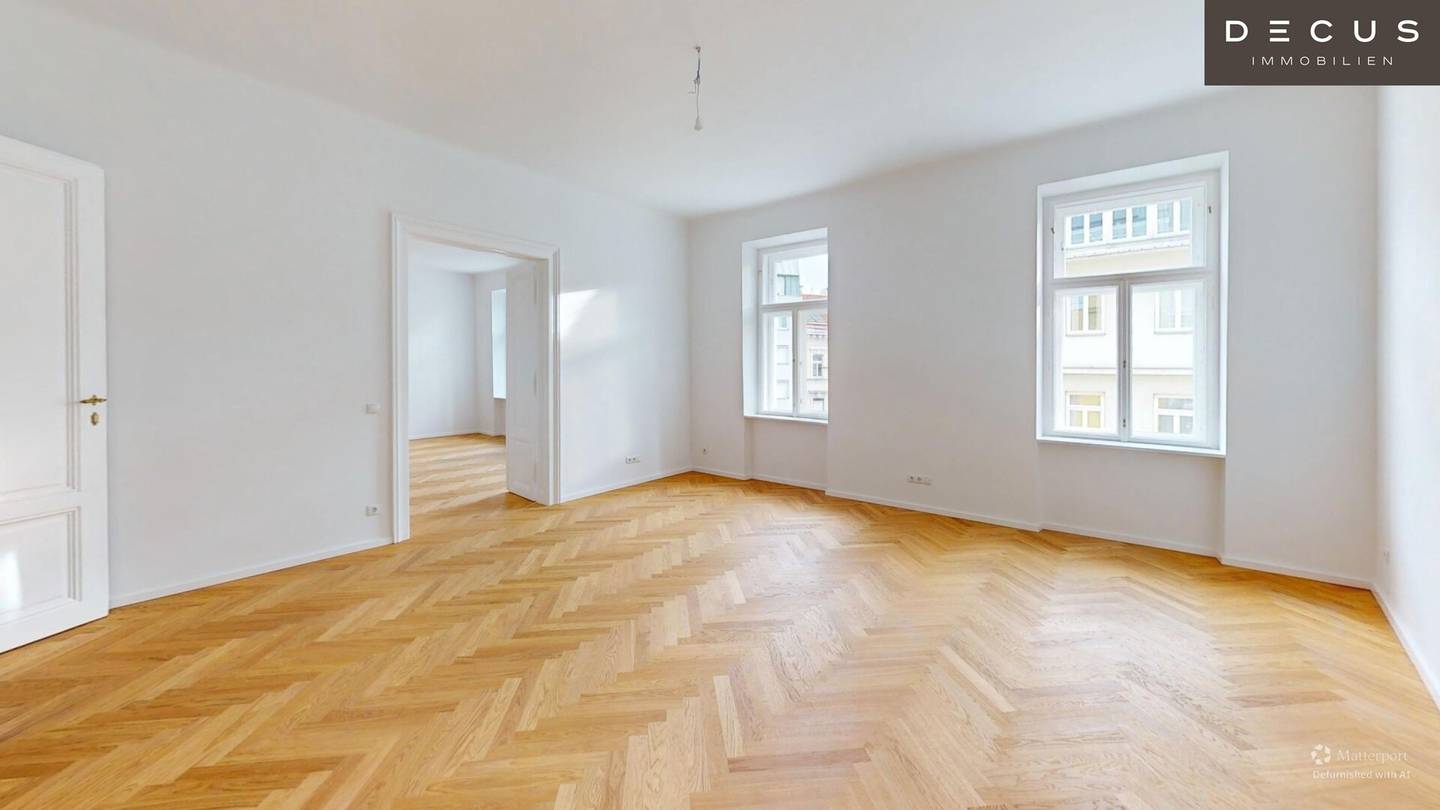 Sanierte Altbauwohnung mit Balkon am Augarten