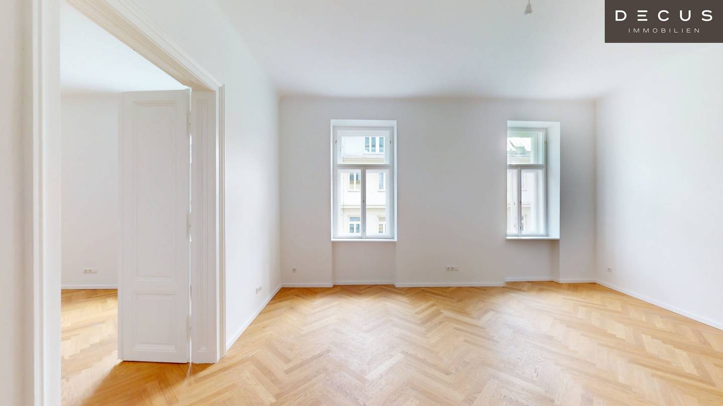 Sanierte Altbauwohnung mit Balkon am Augarten