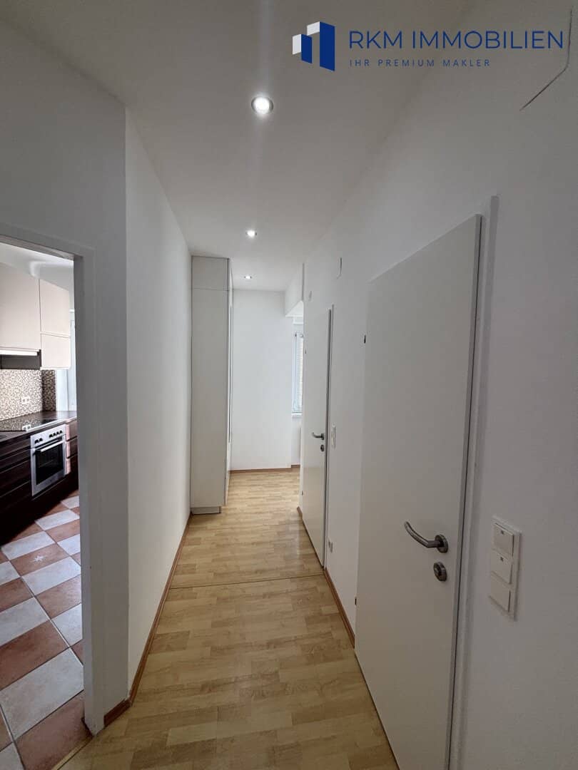 Helle Wohnung mit Stadtblick nahe Augarten und Hannovermarkt