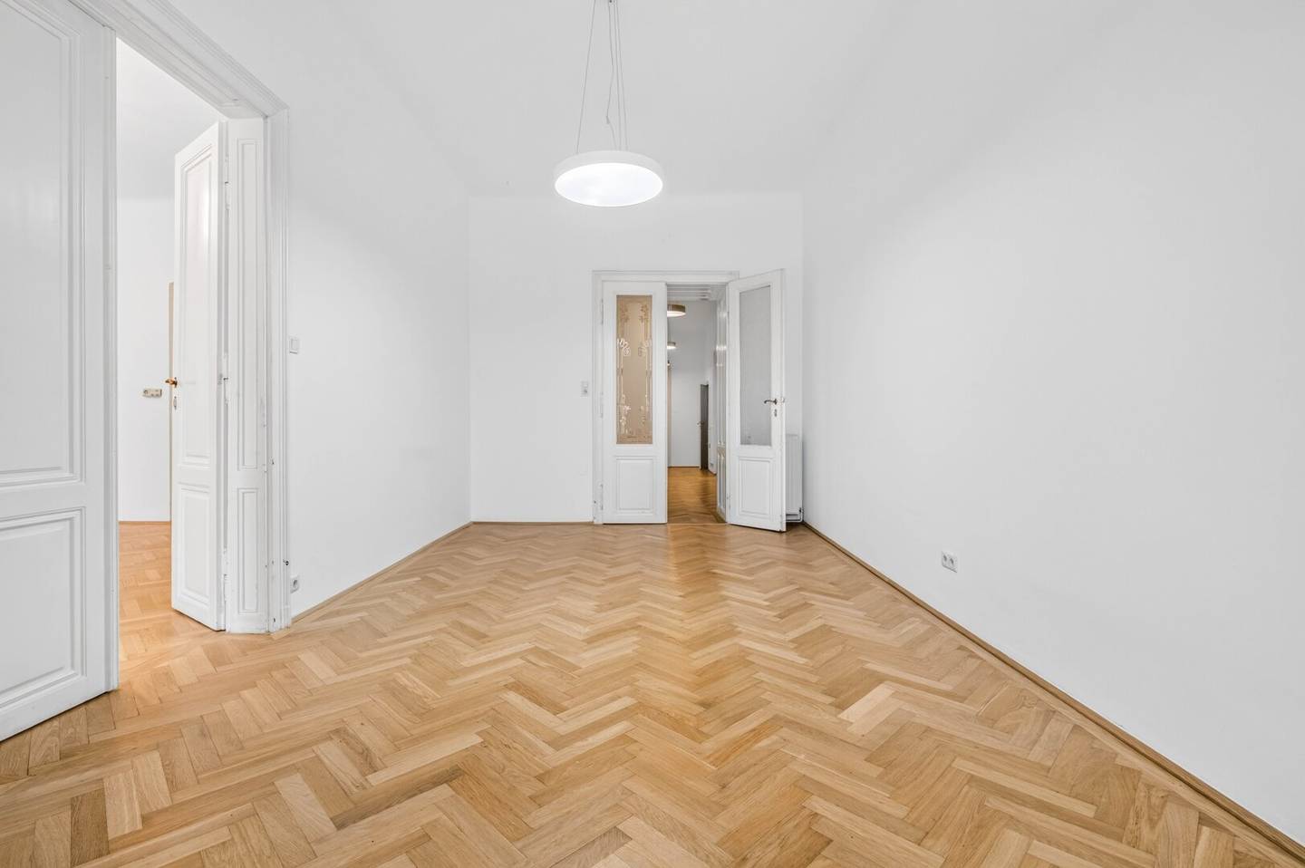 Provisionsfrei, klimatisiert, Lift, repräsentativ und direkt beim Judenplatz!