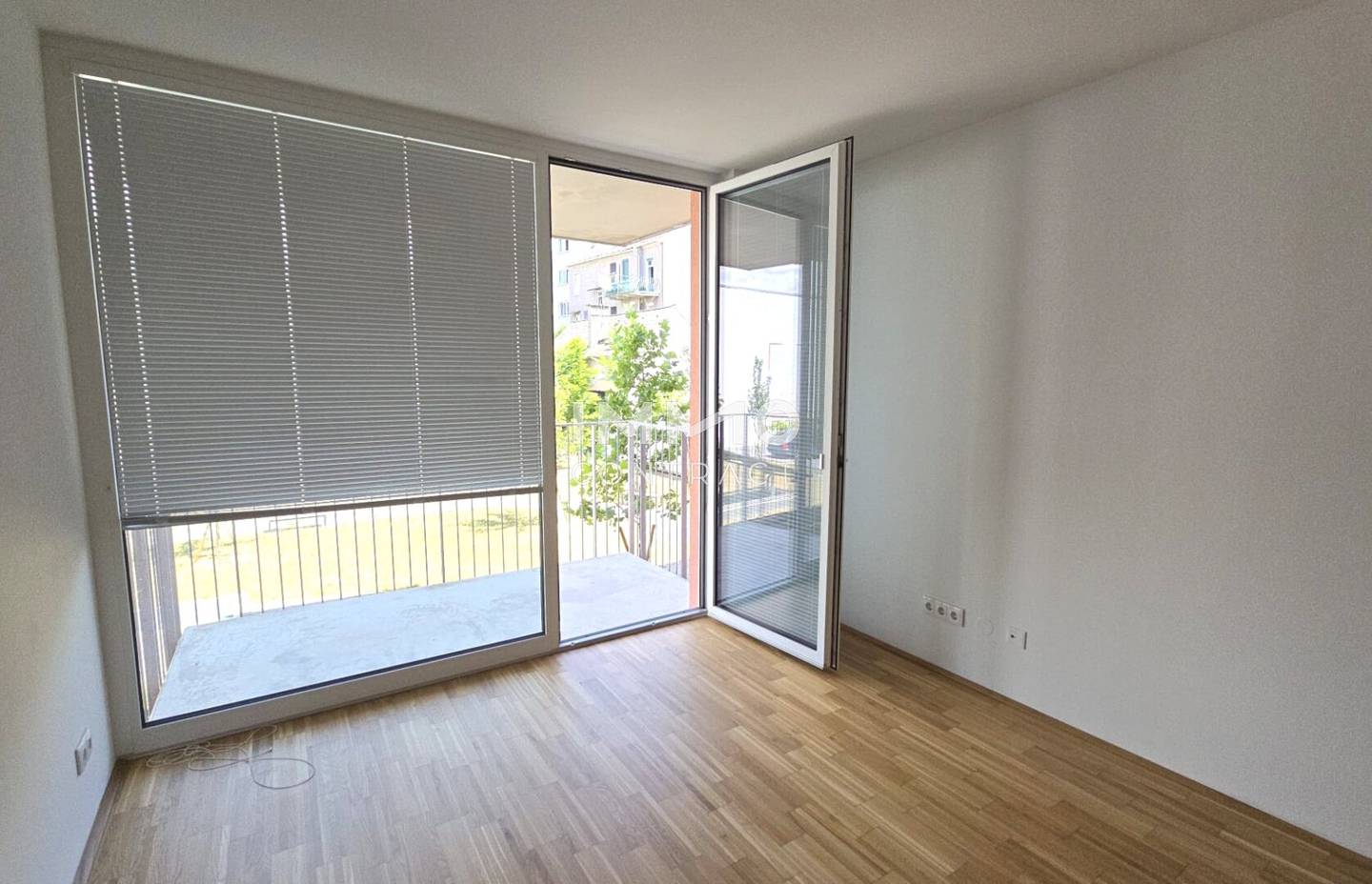 Helle Etagenwohnung mit Balkon in ruhiger Innenhoflage