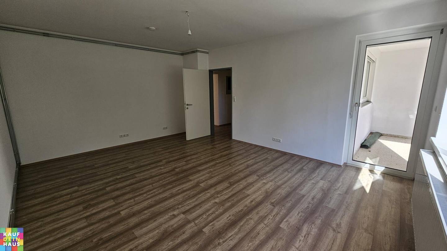 Großzügige 3-Zimmer Genossenschaftswohnung mit Balkon