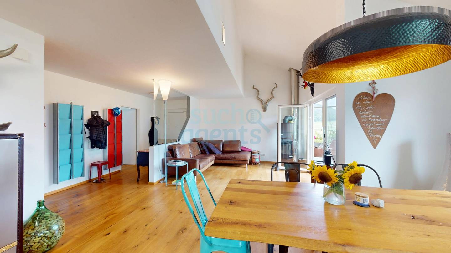 Maisonettewohnung mit Balkonen und Weitblick in ruhiger Lage