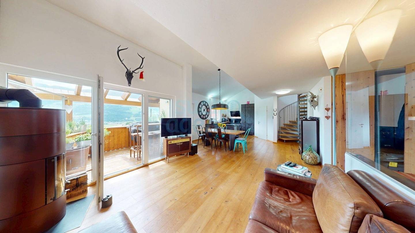 Maisonettewohnung mit Balkonen und Weitblick in ruhiger Lage