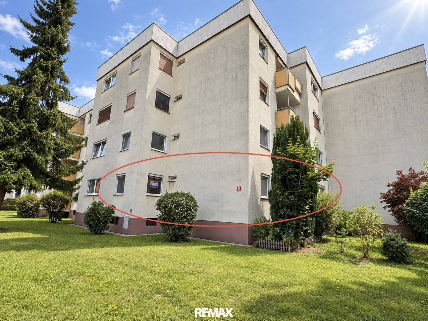 Ground floor apartment with loggia and sauna in quiet location