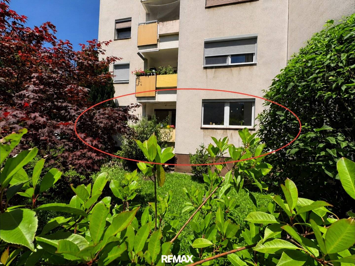 Erdgeschosswohnung mit Loggia und Sauna in ruhiger Lage