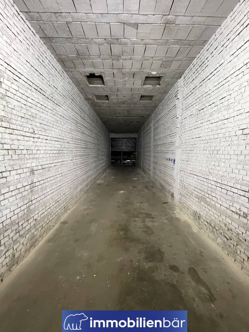 Practical storage unit in central location