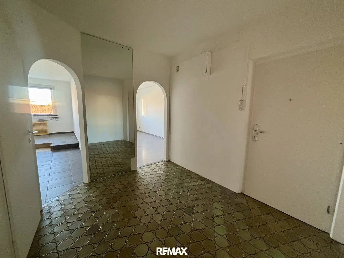 Apartment with storage unit and excellent transport links in the 20th district