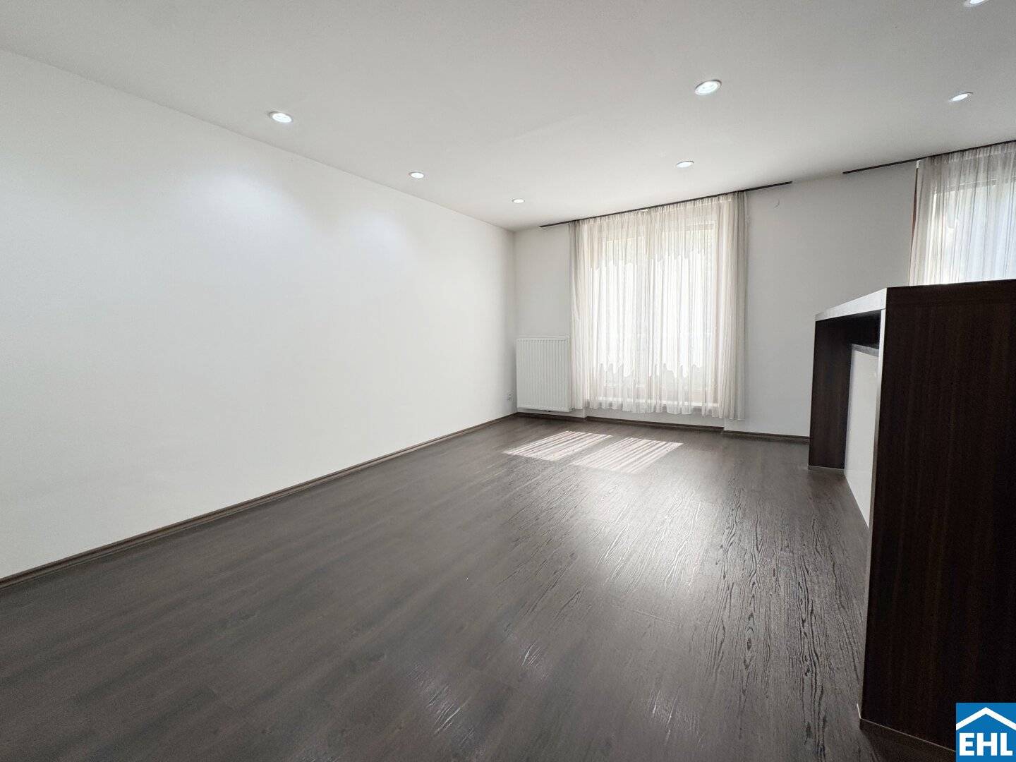 Bright apartment with fitted kitchen and elevator in Meidling