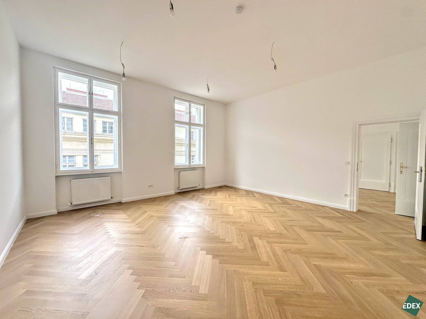 Modernly renovated historic office | Two entrances | Cooled | Schwarzenbergplatz