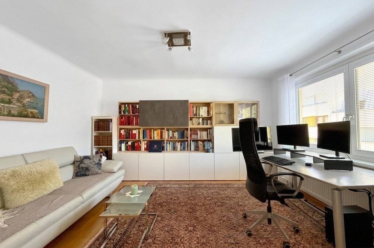 Sofort einziehen & wohlfühlen: Helle 85 m² Wohnung mit Balkon in sehr guter Döblinger Lage