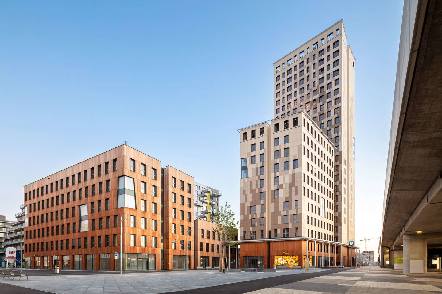 Office space in HoHo Wien with underground parking and fitness center