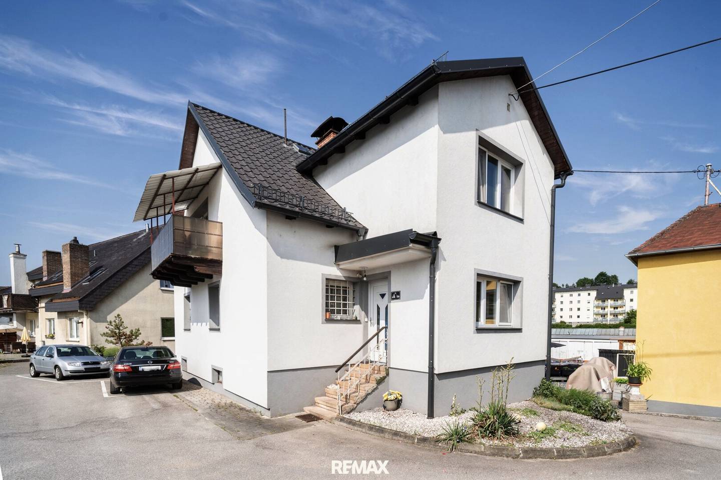 Charmantes Einfamilienhaus mit Garten und Garage in zentraler Lage