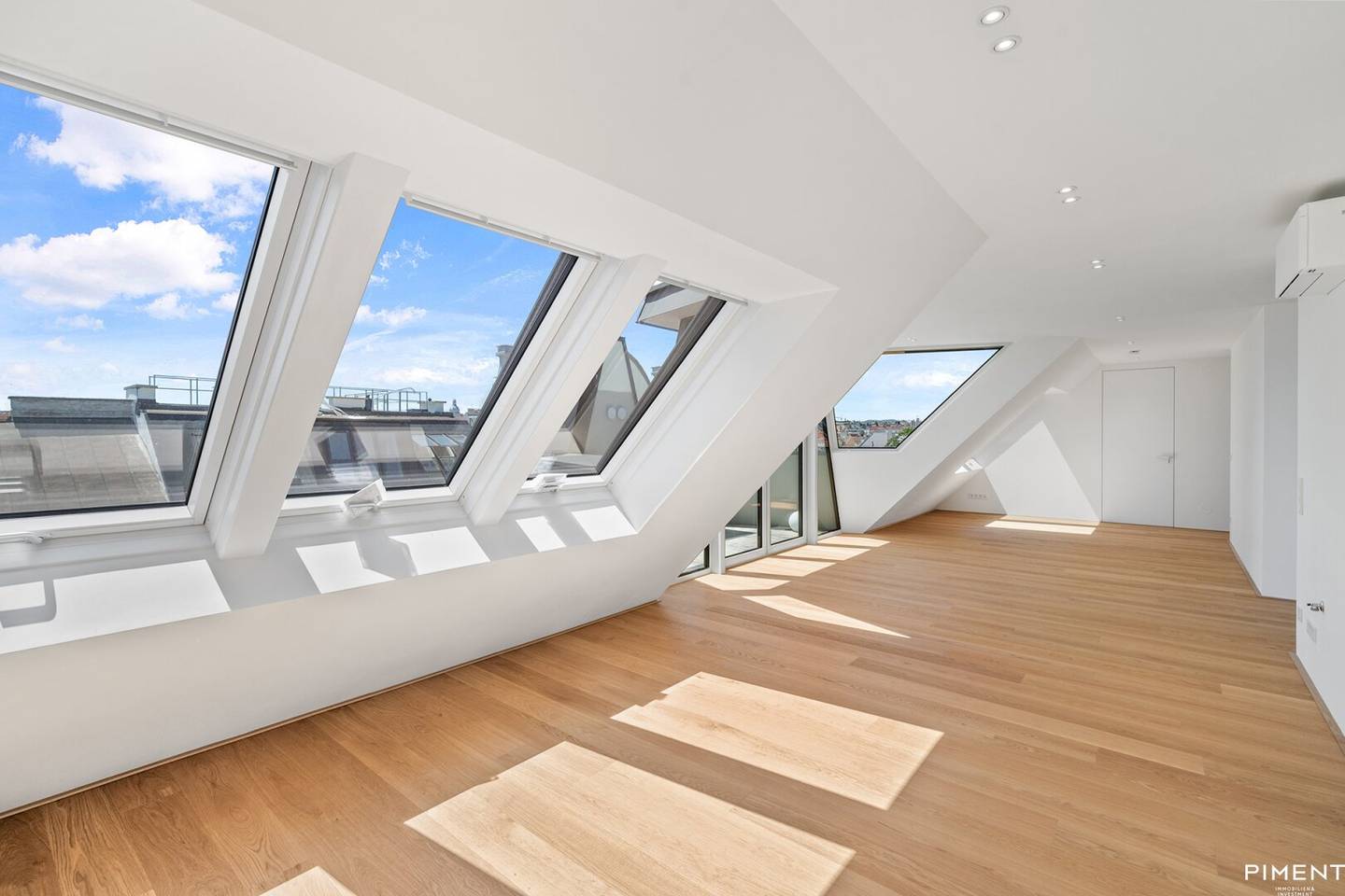 PENTHOUSE APARTMENTS IN ALFONSHOF - 1080 WIEN