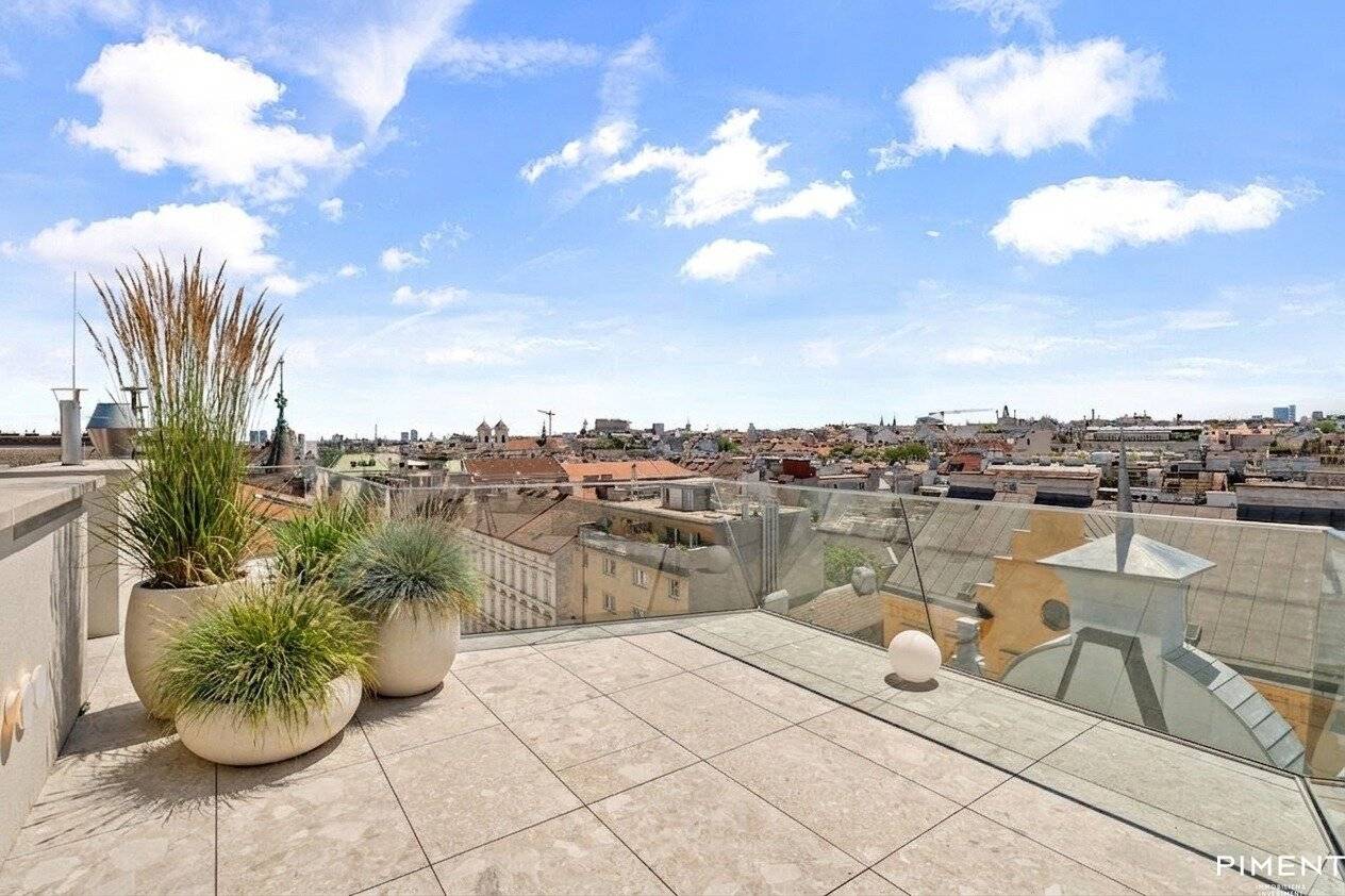 PENTHOUSE APARTMENTS IN ALFONSHOF - 1080 WIEN