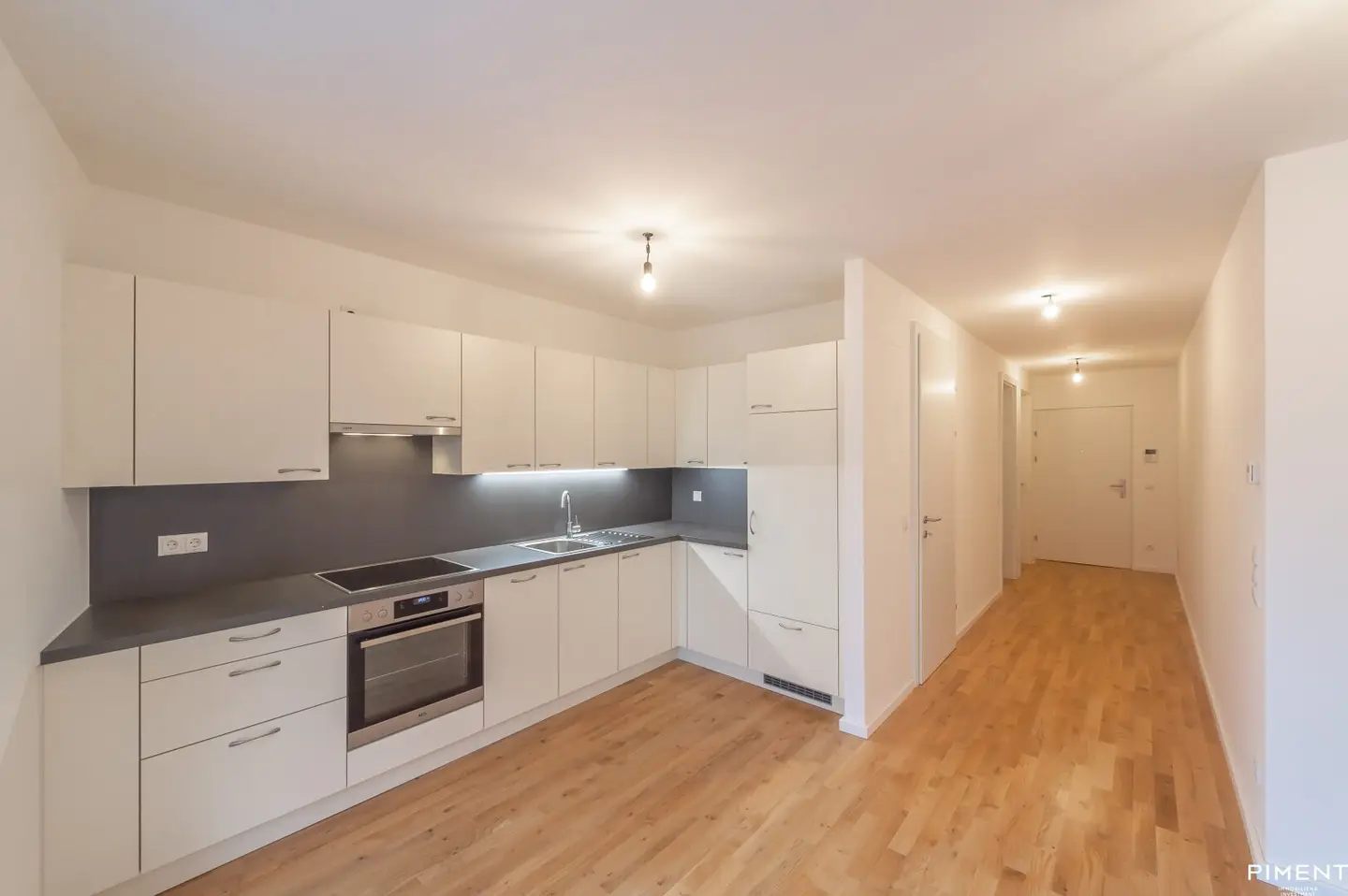 Barrier-free apartment with parquet and elevator in Neulaa