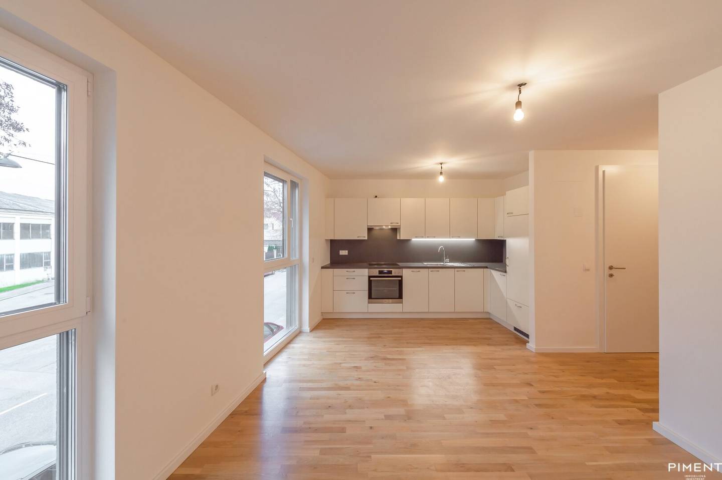 Barrier-free apartment with parquet and elevator in Neulaa