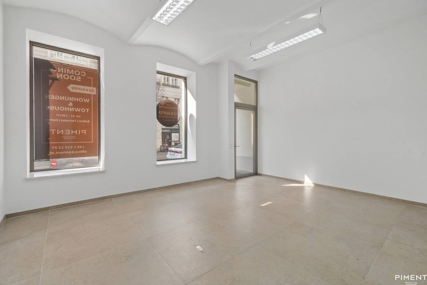 Retail space with courtyard terrace in prime Josefstadt location