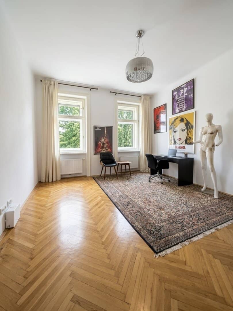 Gepflegte Altbau Garçonnière mit Lift nahe Schönbrunn