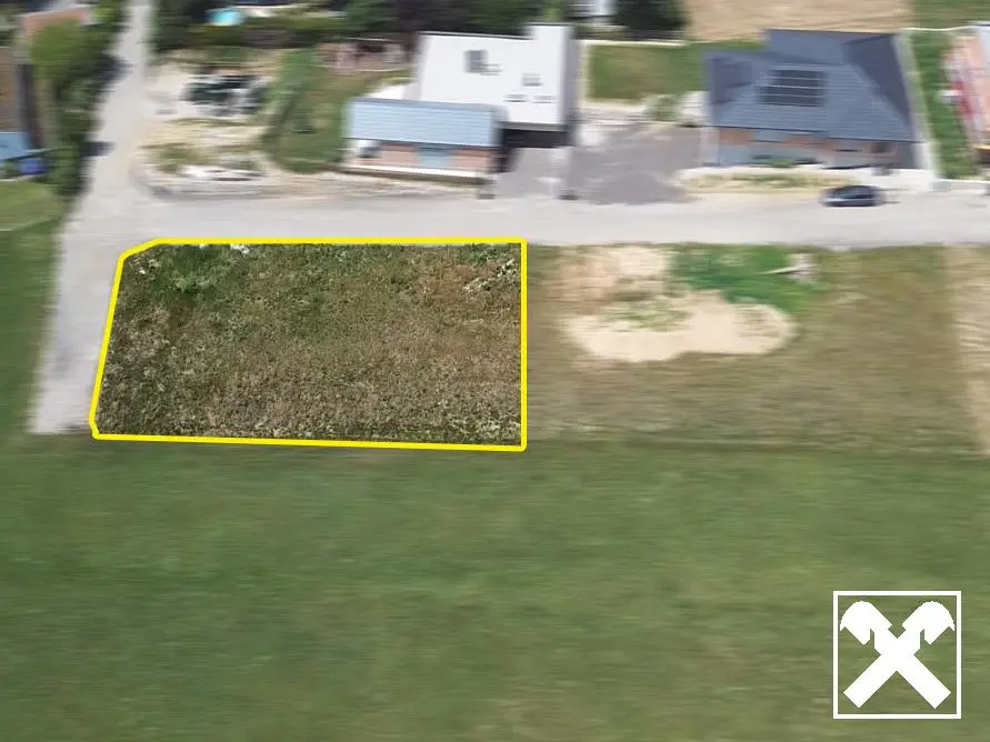 Building plot with views in a quiet residential setting