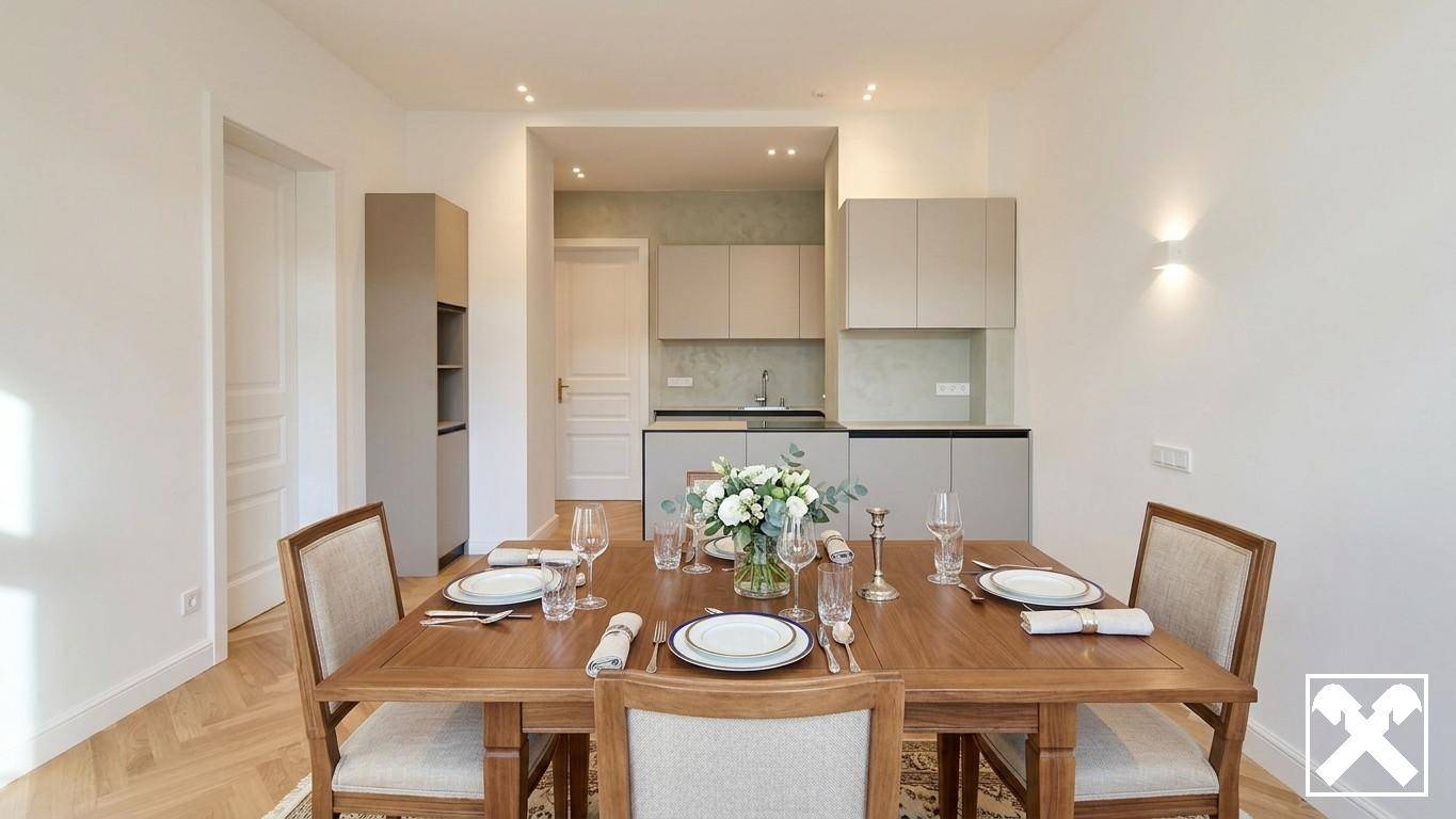 Bright period apartment with park views and high-quality renovation