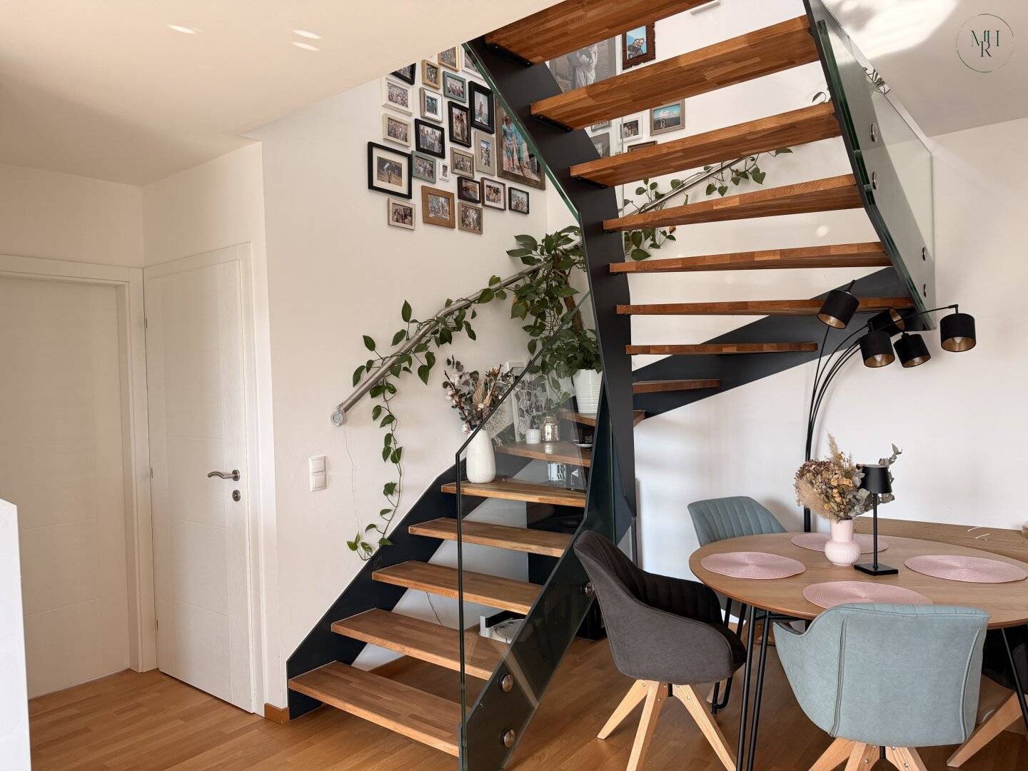 Dachgeschosswohnung mit Südwest Dachterrasse und Grünblick