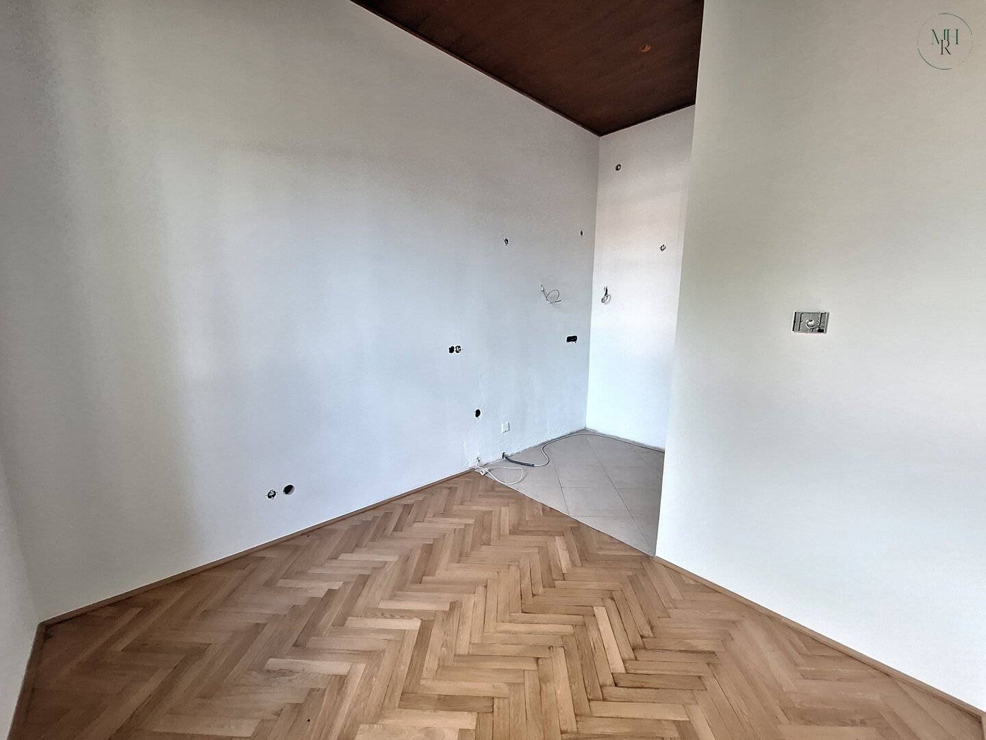 Ground floor apartment with garden in green surroundings