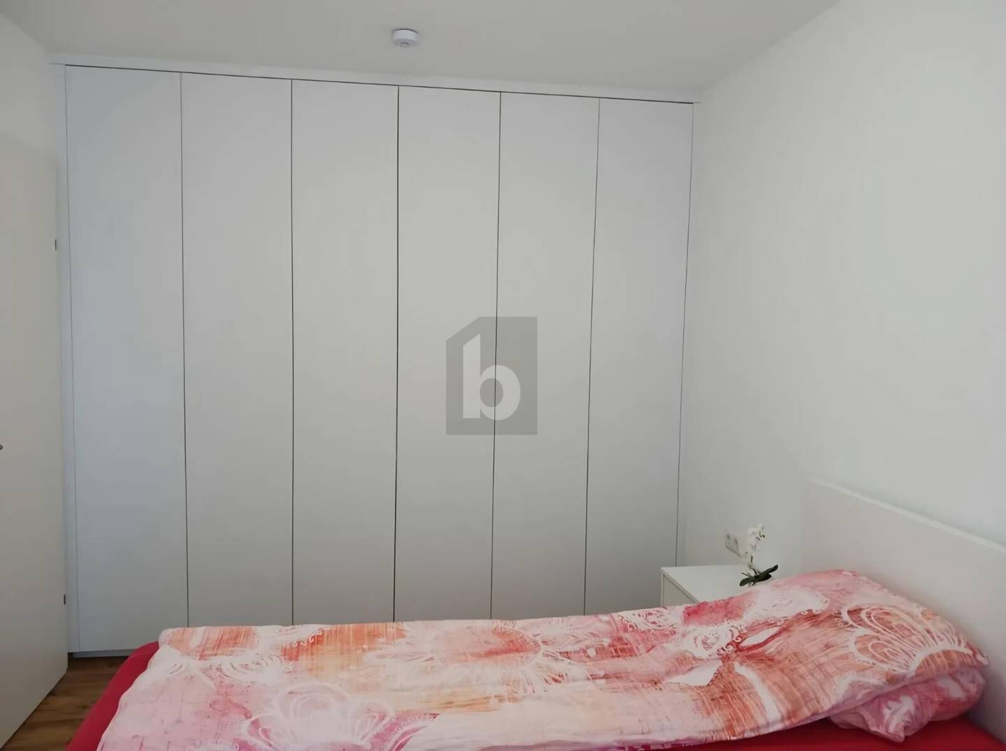 Ground floor apartment barrier free with private garden and terrace