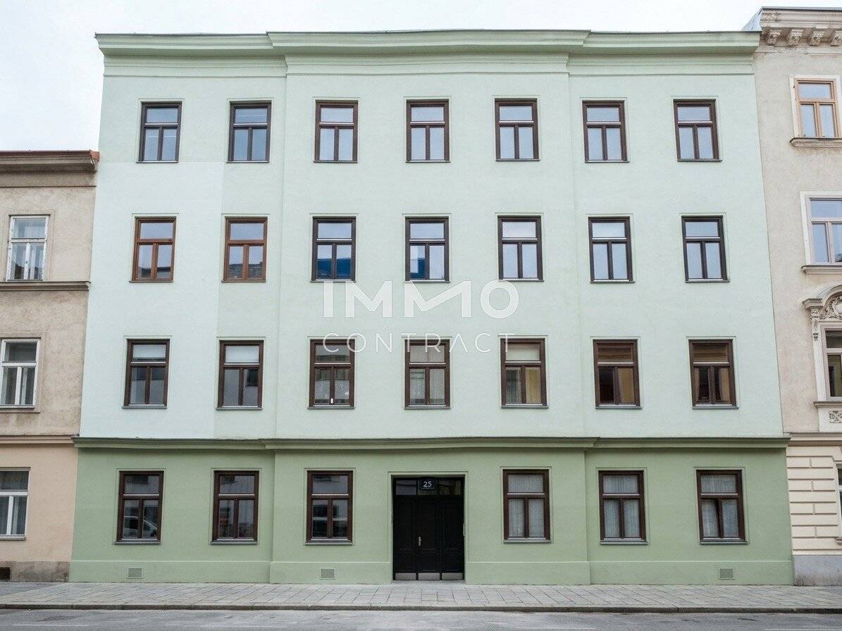 Zinshaus mit genehmigtem Dachausbau in Wien Hernals