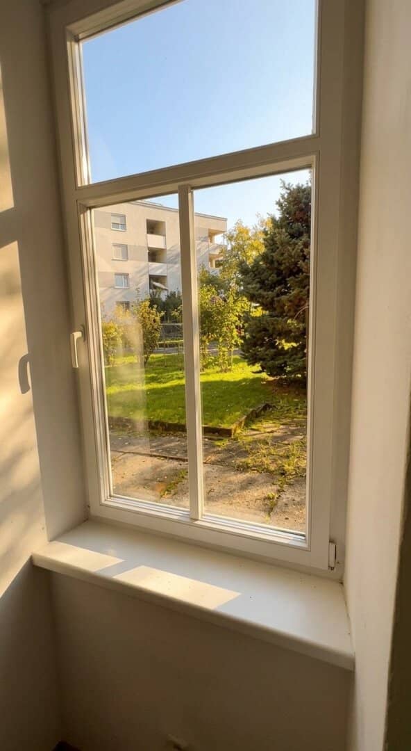 Gepflegte Altbauwohnung mit Einbauküche in guter Lage