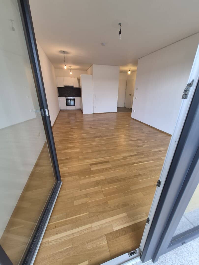 Neubauwohnung mit Balkon und Aufzug