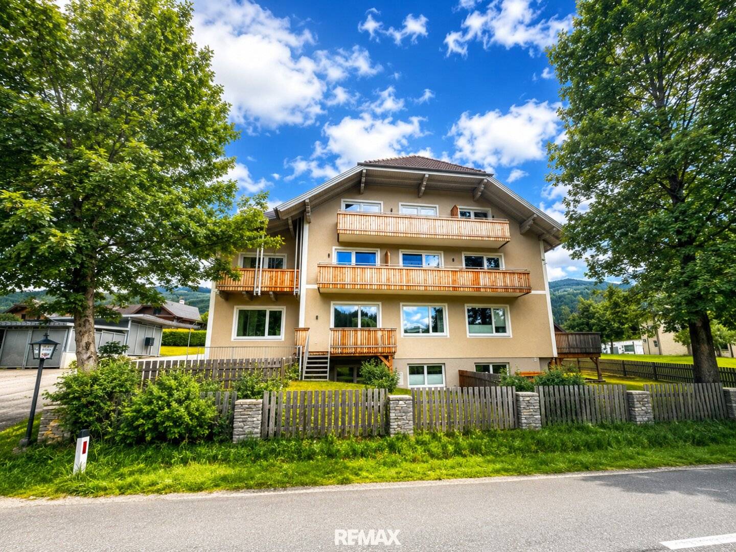 Moderne Ferienwohnung mit Balkon und Bergblick in Tamsweg
